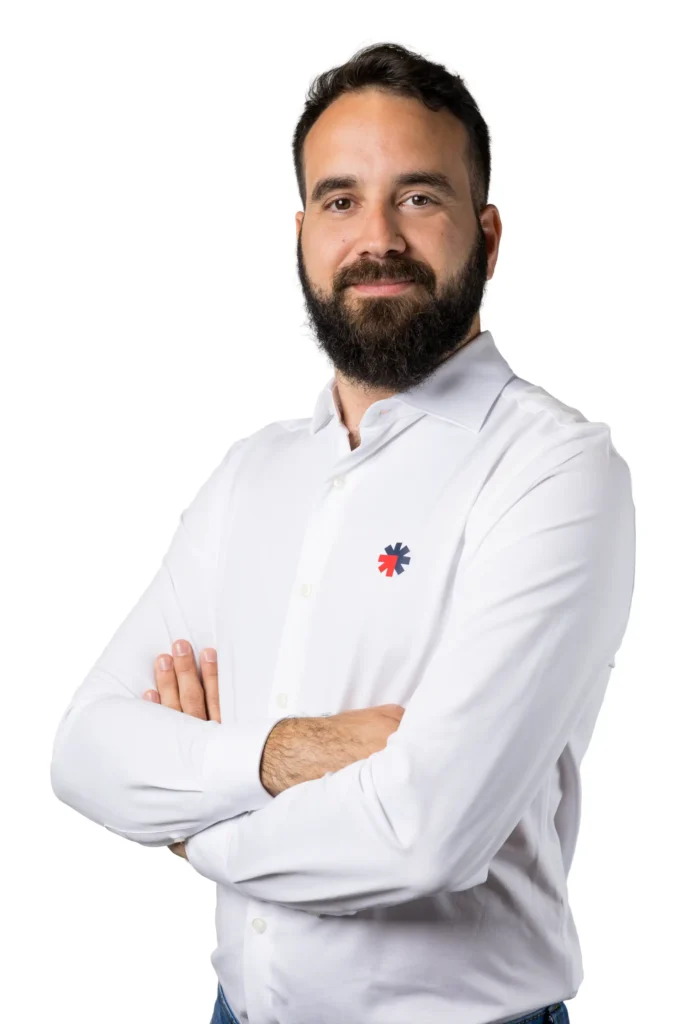 Esteban bas gerente de bitsmart